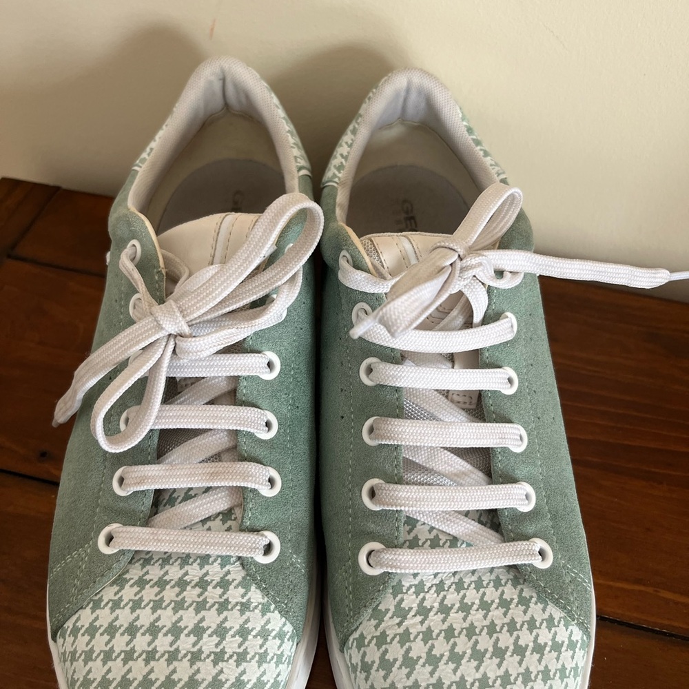 Green and White Houndstooth Geox Women’s Sneakers